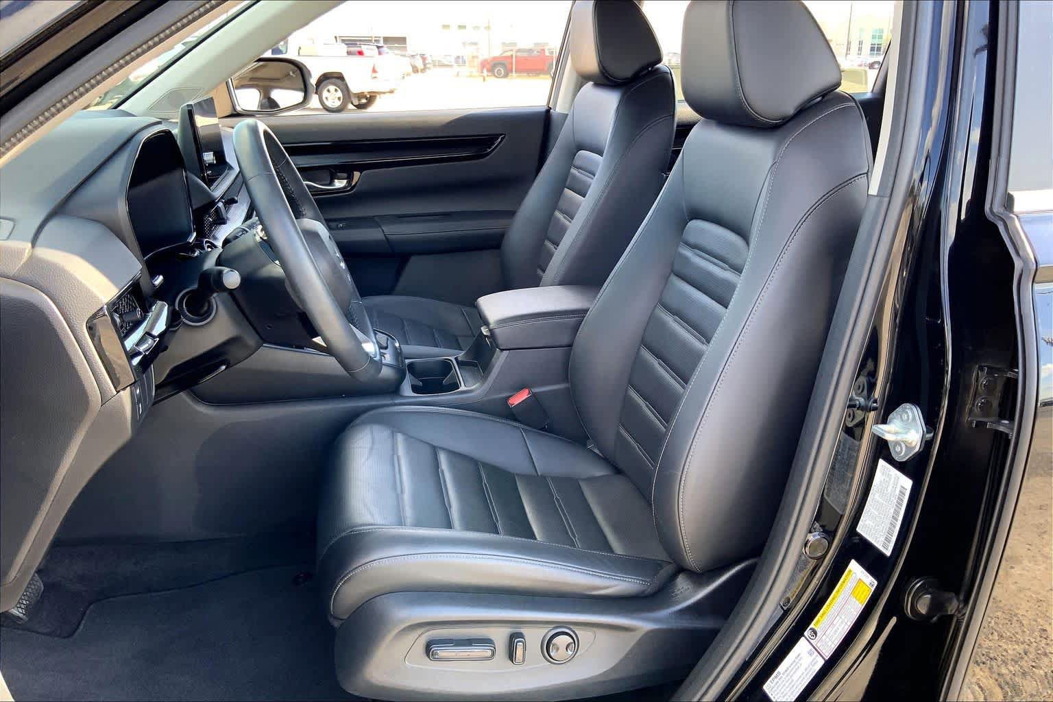 Used 2025 Honda CR-V EX-L image 8