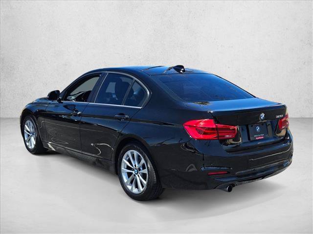 Used 2017 BMW 320i Sedan RWD image 8