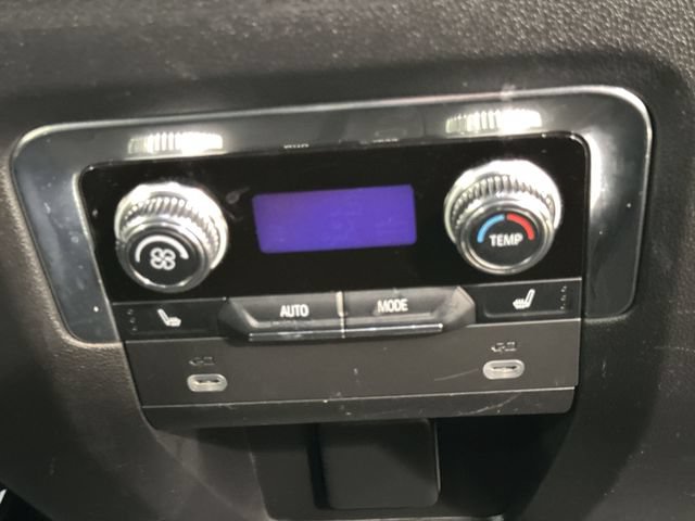 Used 2023 GMC Yukon XL Denali AWD/4WD image 21