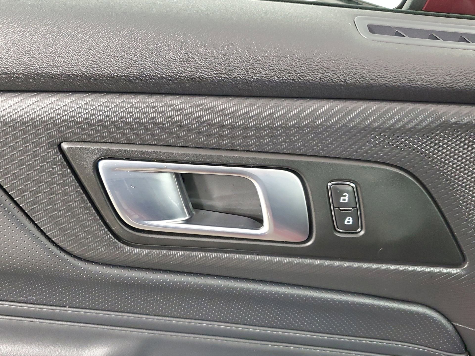 Used 2025 Ford Mustang GT Premium image 26