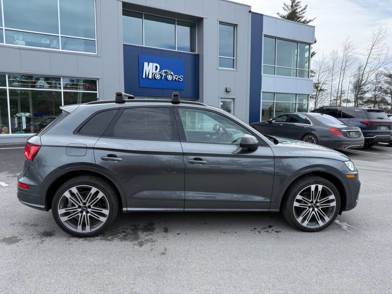 Used 2019 Audi SQ5 Premium Plus w/ Premium Plus Package AWD/4WD image 5