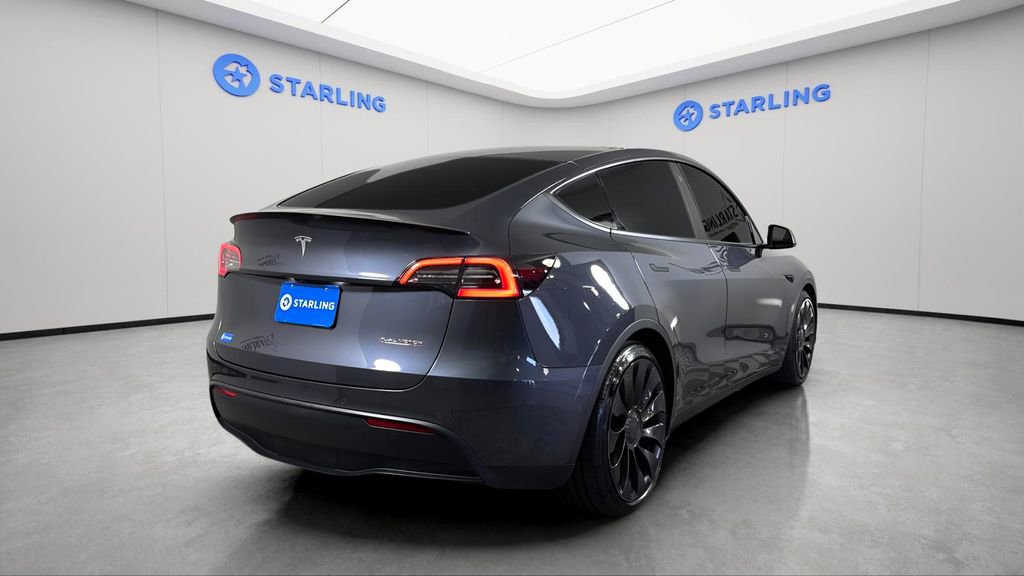 Used 2022 Tesla Model Y Performance image 8