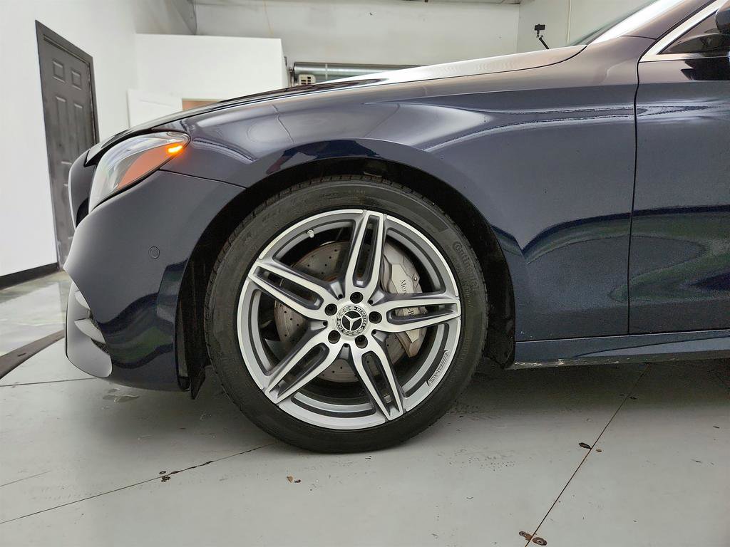 Used 2018 Mercedes-Benz E 300 4MATIC w/ Premium 2 Package image 33