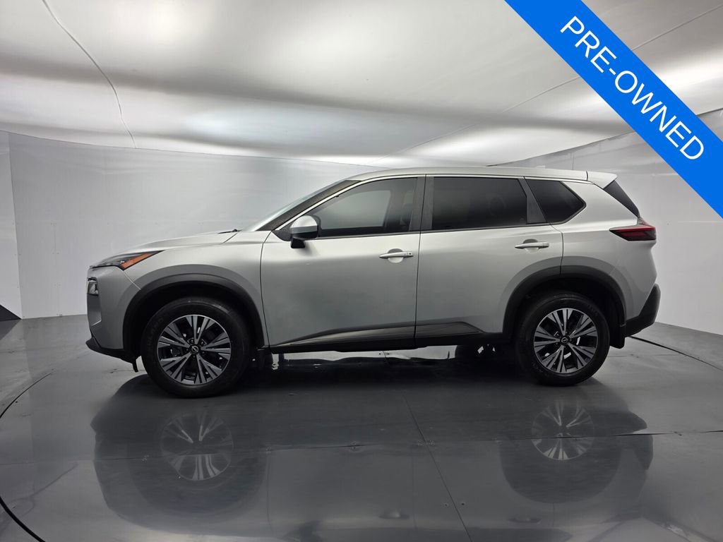 Used 2023 Nissan Rogue SV FWD image 7