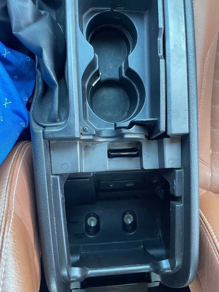 Used 2010 Ford Mustang GT Premium RWD image 37