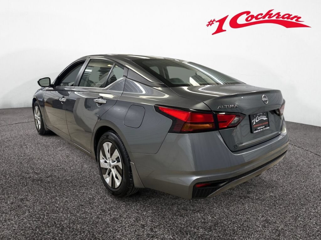 Used 2024 Nissan Altima 2.5 S FWD image 17