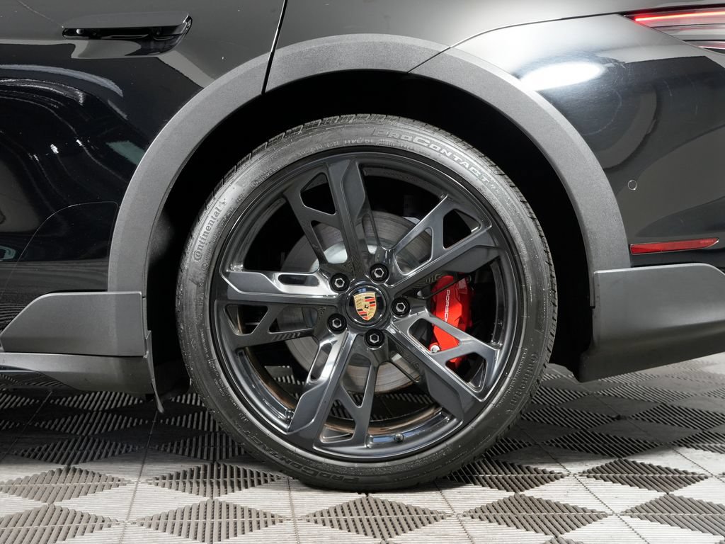 Certified 2024 Porsche Taycan 4S AWD/4WD image 14