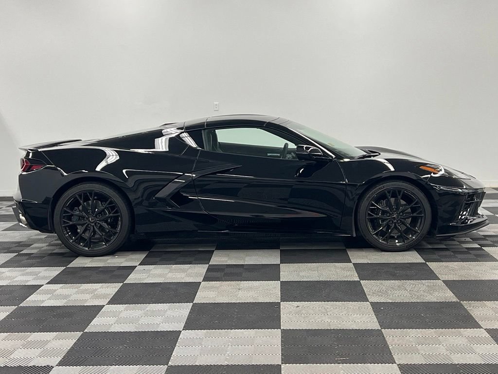 Used 2024 Chevrolet Corvette Stingray Coupe w/ Battery Protection Package RWD image 8