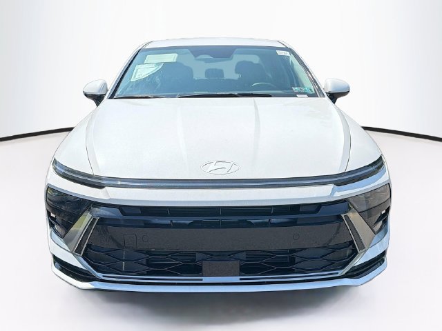 New 2026 Hyundai Sonata SEL FWD image 2