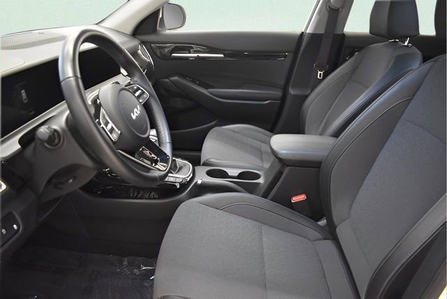 Used 2025 Kia Seltos S image 22