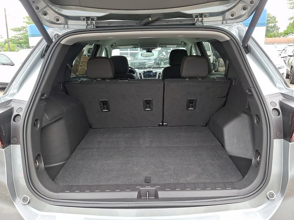 Used 2024 Chevrolet Equinox LT FWD image 27