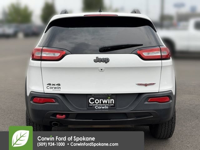 Used 2017 Jeep Cherokee Trailhawk AWD/4WD image 17