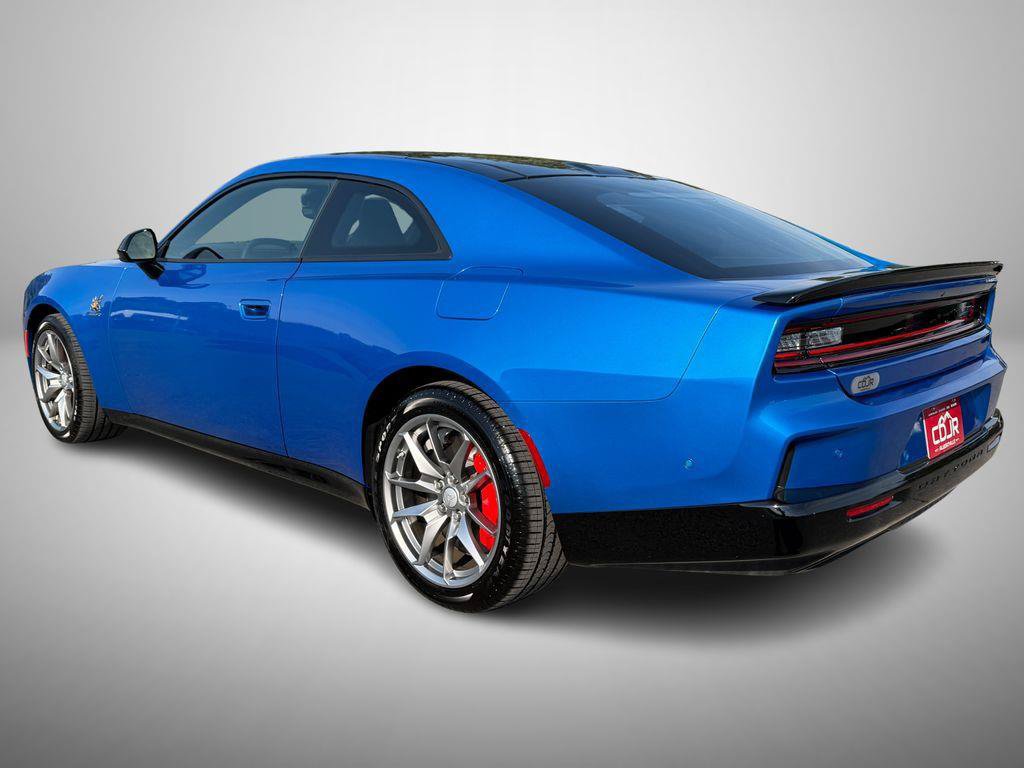 Used 2025 Dodge Charger Daytona Scat Pack w/ Track Pack AWD/4WD image 4