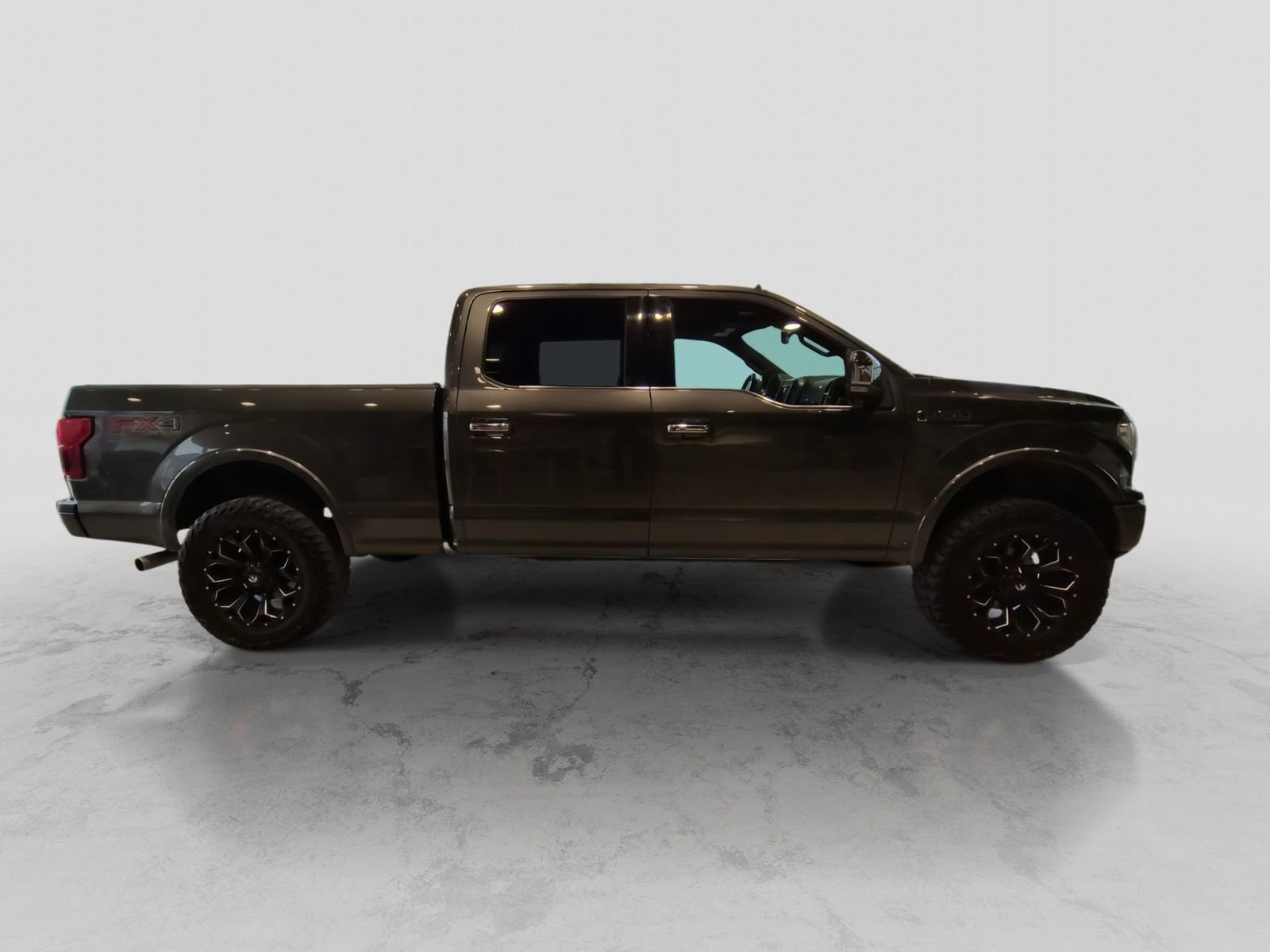 Certified 2018 Ford F150 Platinum w/ Technology Package image 15