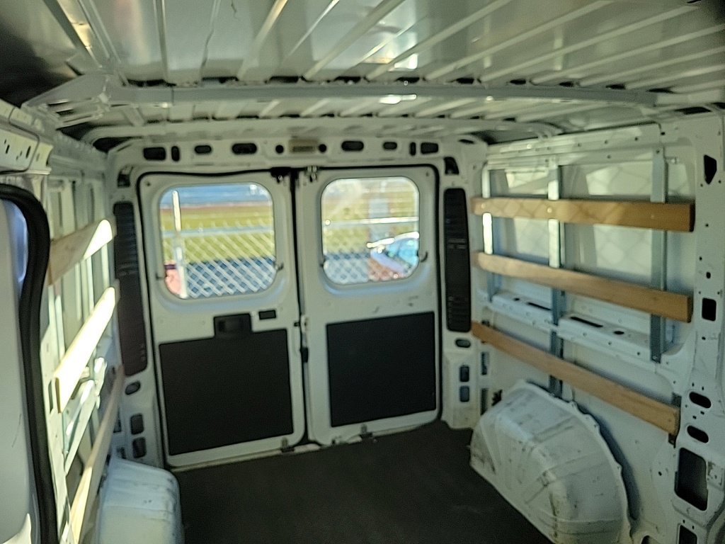 Used 2025 RAM ProMaster 2500 w/ U-Haul Equipment Group FWD image 11