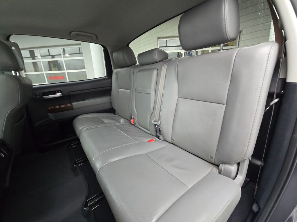 Used 2013 Toyota Tundra Platinum image 14
