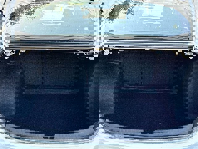 Used 2024 Chevrolet Malibu LT image 32