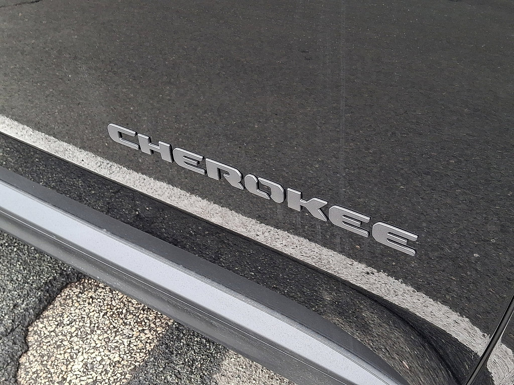 New 2026 Jeep Cherokee Limited image 5