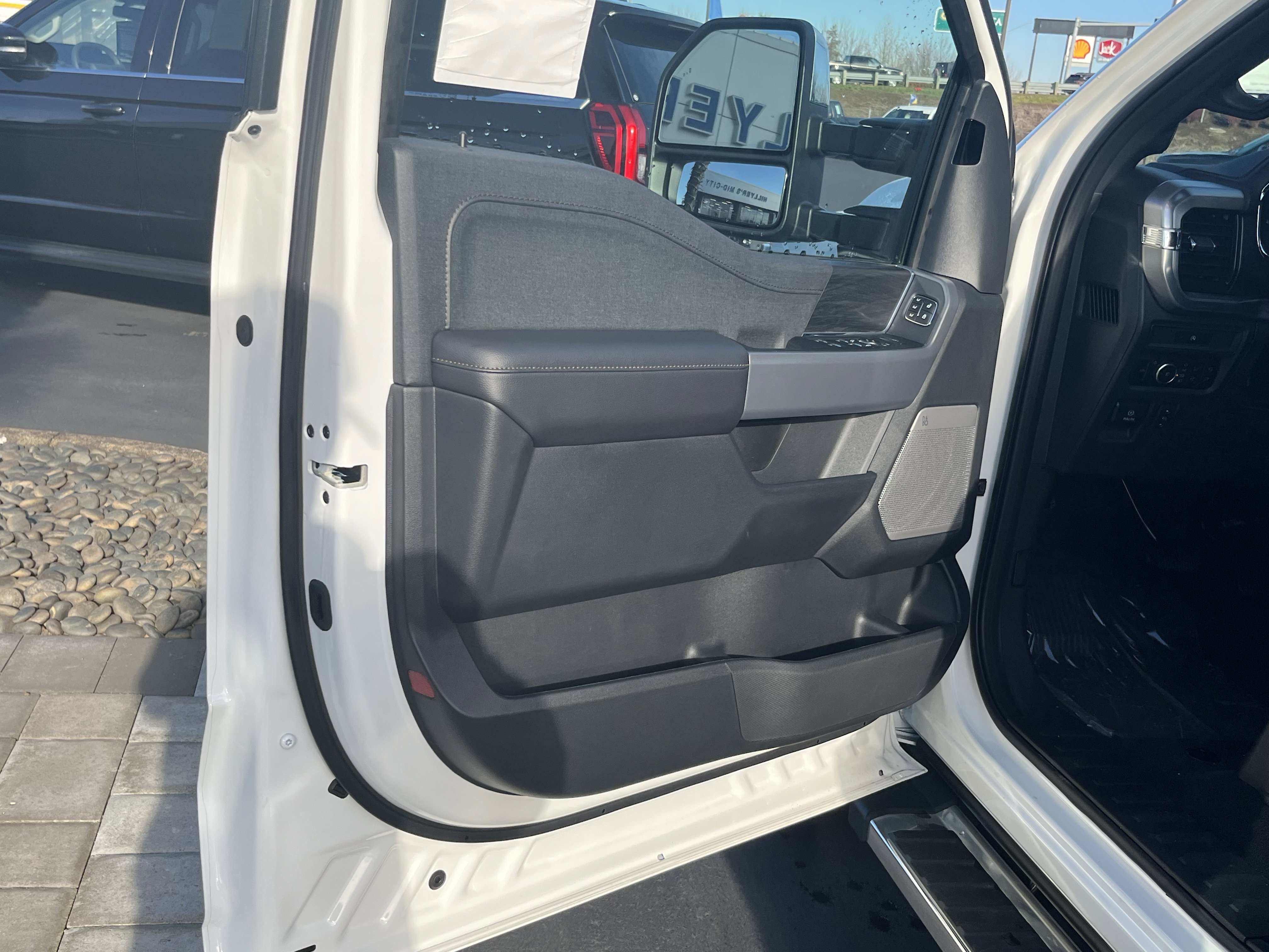 New 2025 Ford F150 Lariat w/ Equipment Group 501A Mid AWD/4WD image 13