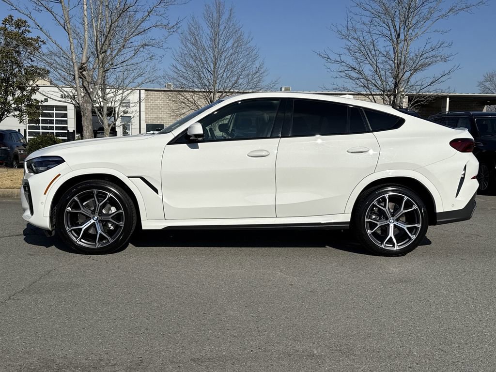 Used 2020 BMW X6 xDrive40i w/ M Sport Package image 2