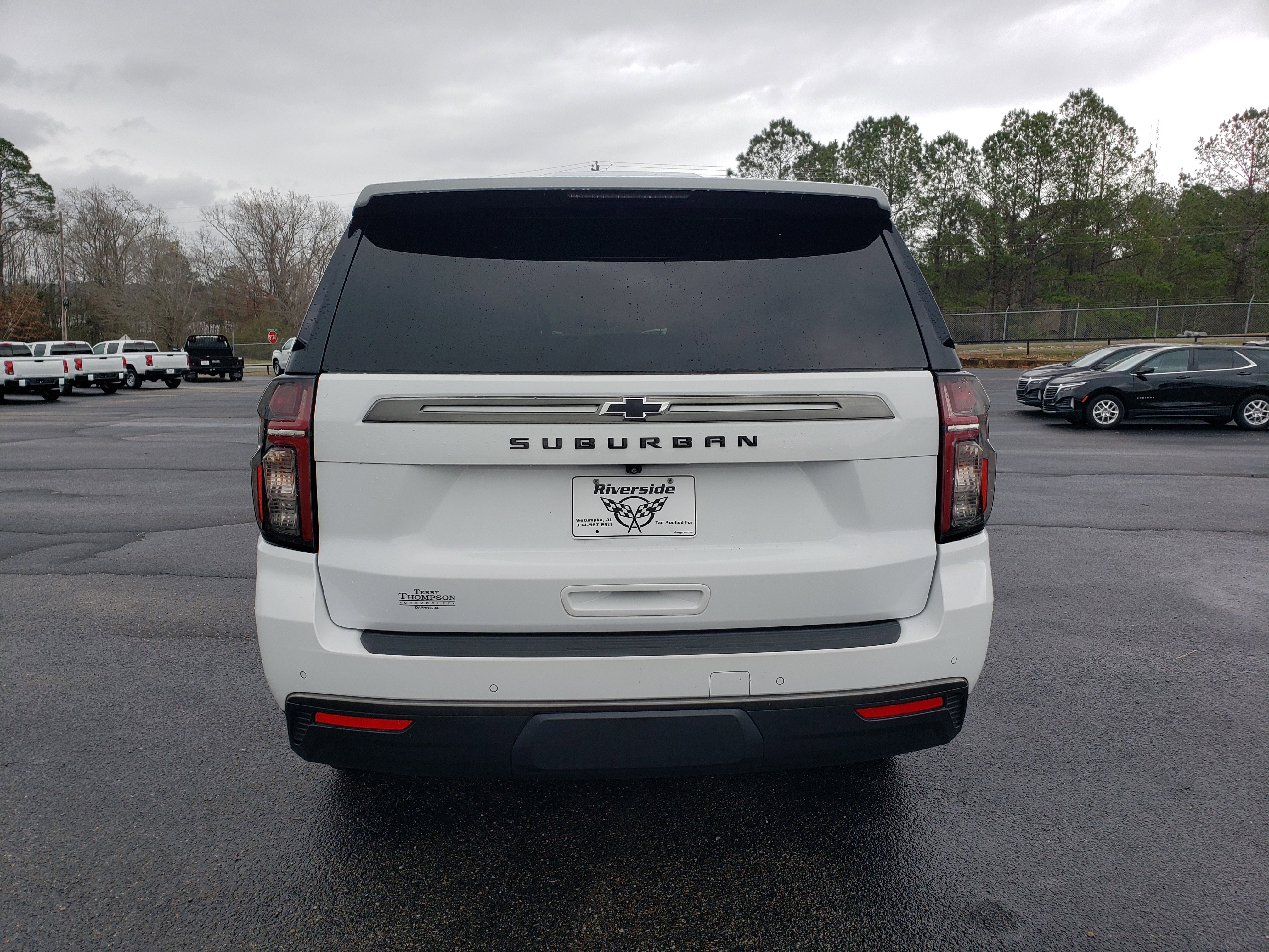 Used 2022 Chevrolet Suburban Z71 w/ Luxury Package image 8