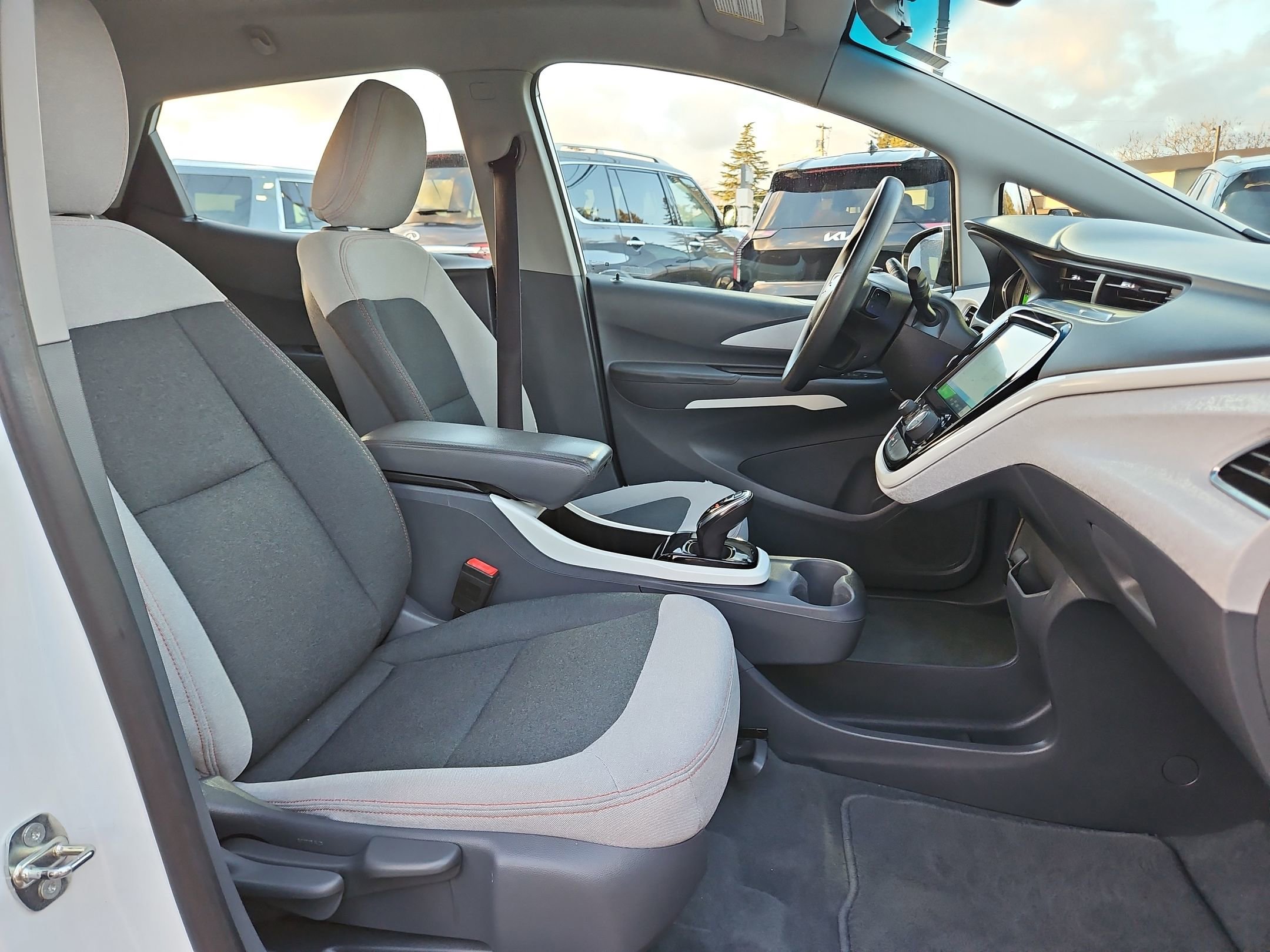 Used 2019 Chevrolet Bolt LT image 28