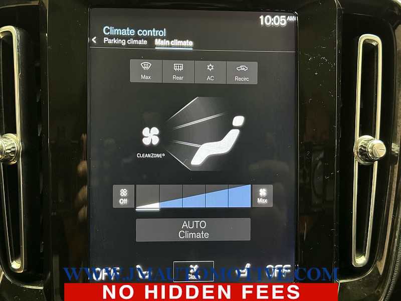 Used 2019 Volvo XC40 T5 Momentum image 25