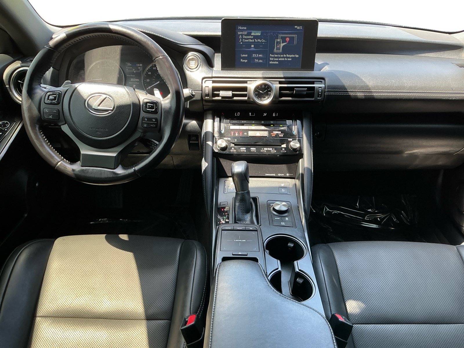Used 2022 Lexus IS 300 w/ Premium Package RWD image 10