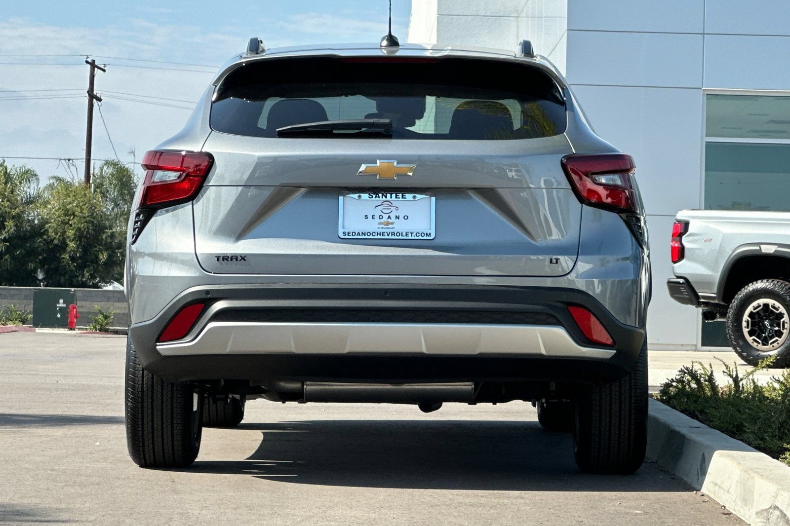 New 2026 Chevrolet Trax LT w/ Driver Confidence Package FWD image 5