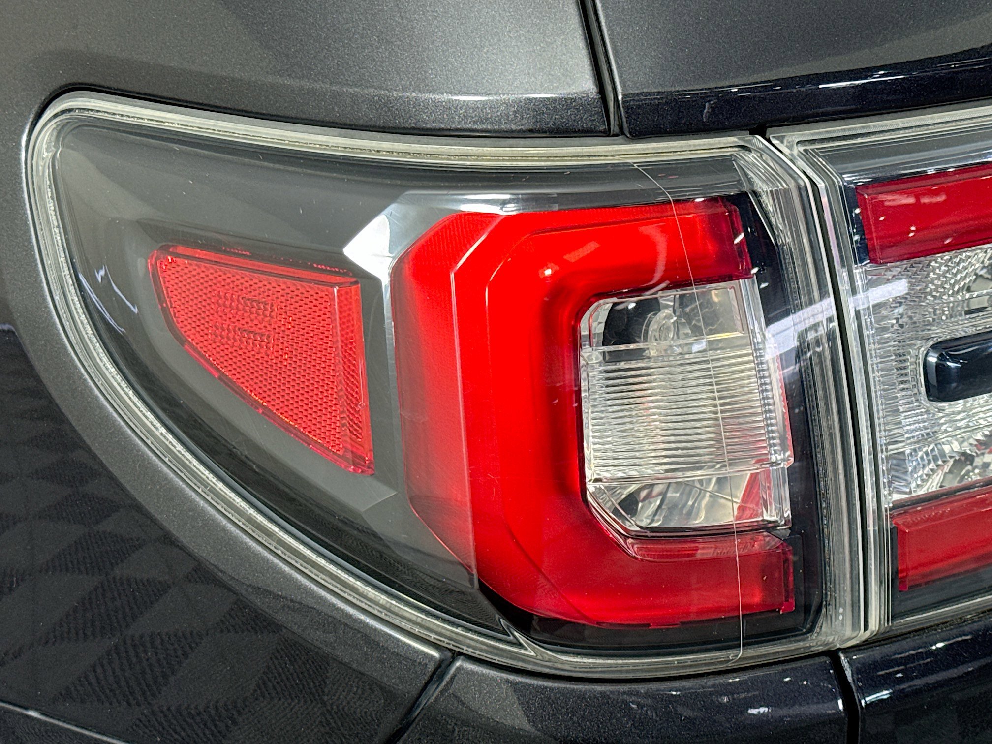 Used 2017 GMC Acadia Limited SLT image 63