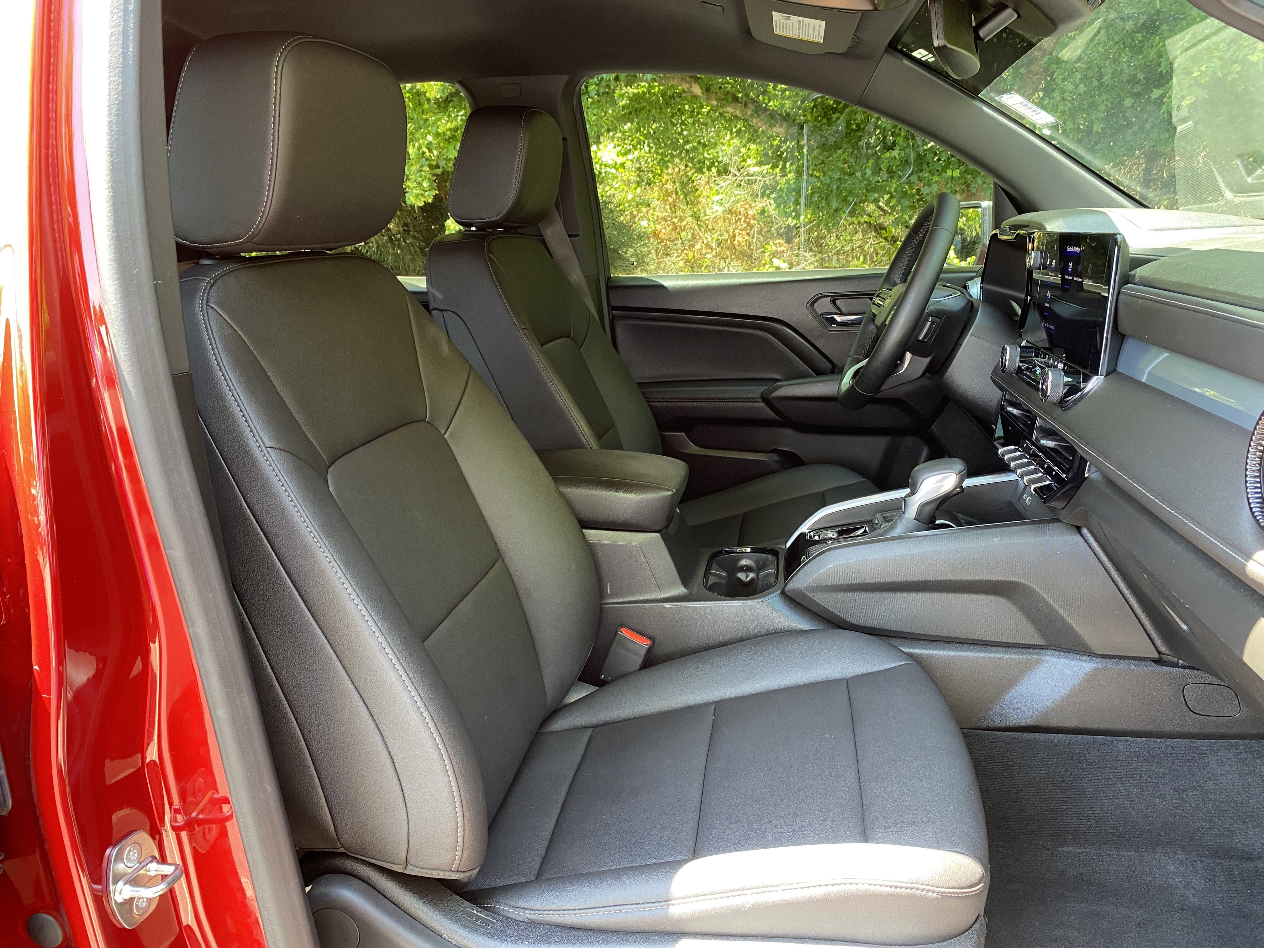 Used 2023 Chevrolet Colorado LT w/ LT Convenience Package III RWD image 33