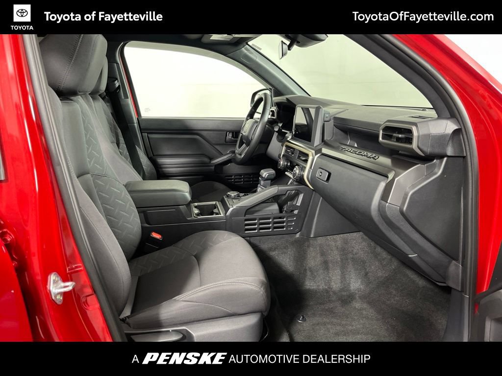 Used 2025 Toyota Tacoma SR5 AWD/4WD image 10