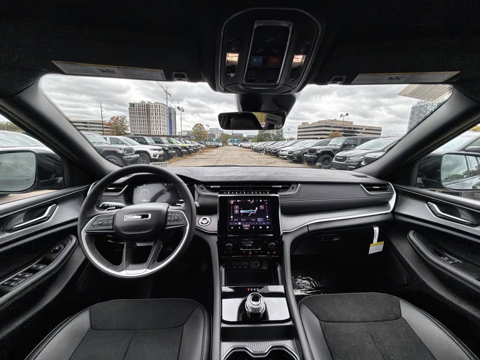 New 2025 Jeep Grand Cherokee Altitude image 22