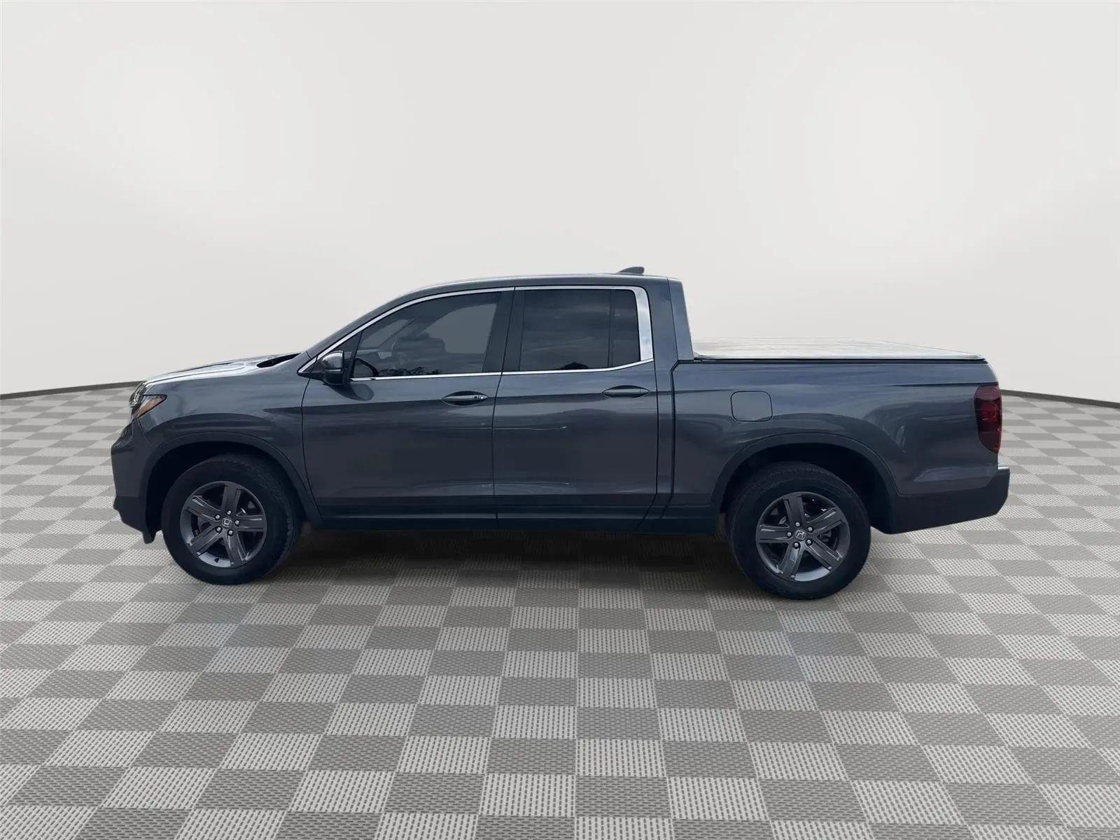 Used 2023 Honda Ridgeline RTL image 3