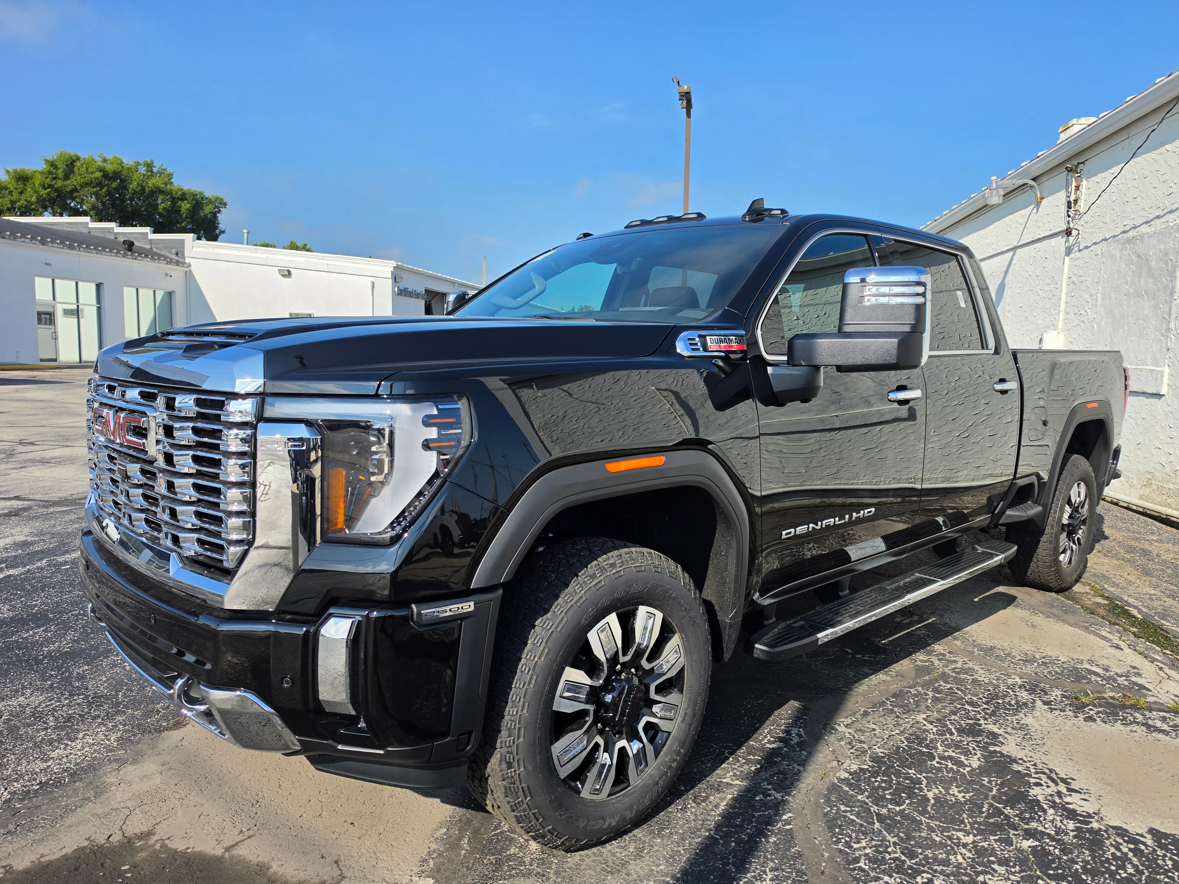 New 2026 GMC Sierra 2500 Denali w/ Denali Reserve Package