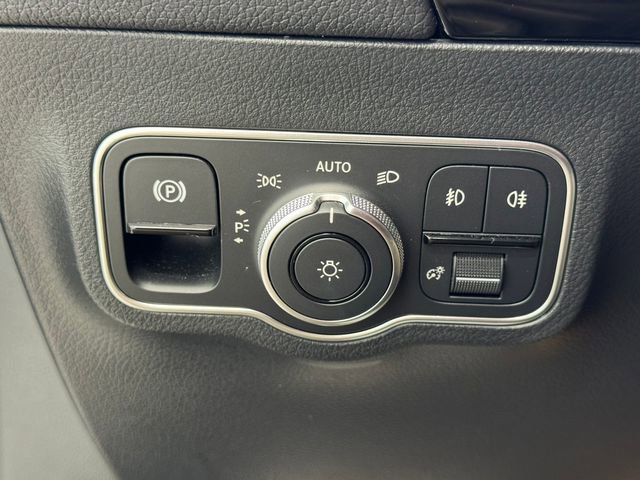 New 2025 Mercedes-Benz GLA 250 image 36