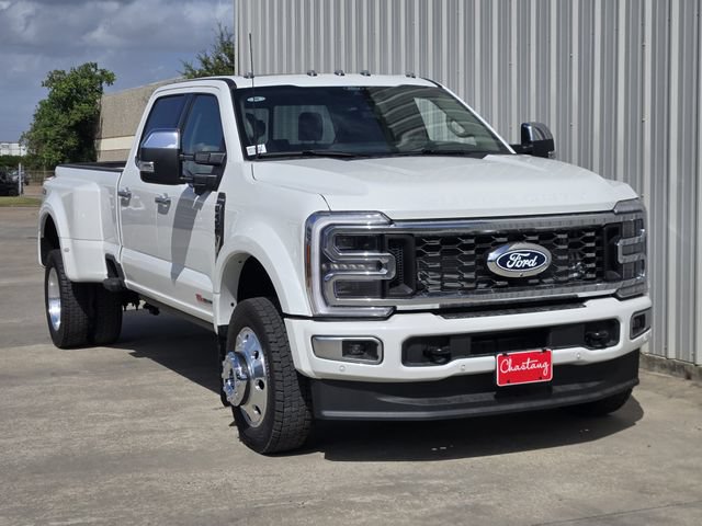New 2027 Ford F450 Platinum w/ Platinum Plus Package AWD/4WD image 2
