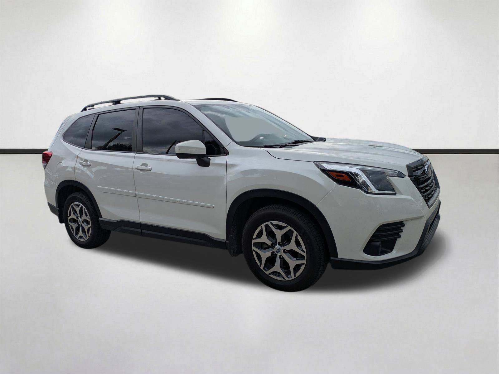 Used 2022 Subaru Forester Premium w/ Popular Package #1 AWD/4WD image 2