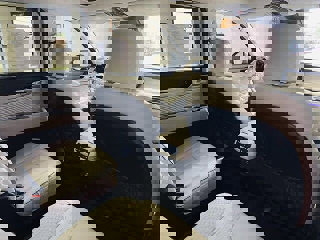 Used 2025 Hyundai Palisade Calligraphy image 13