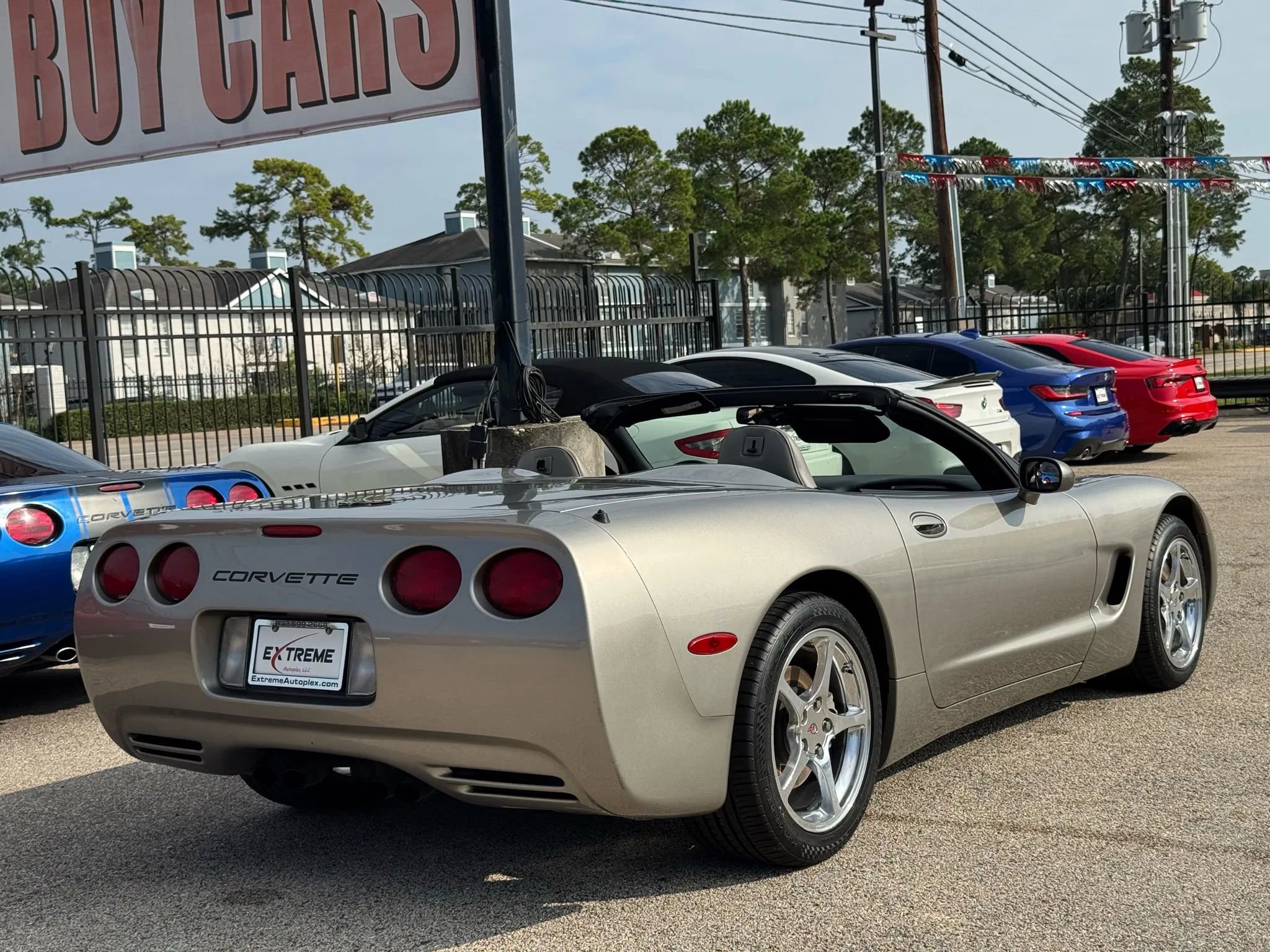 Used 2000 Chevrolet Corvette Convertible w/ Memory Pkg image 9