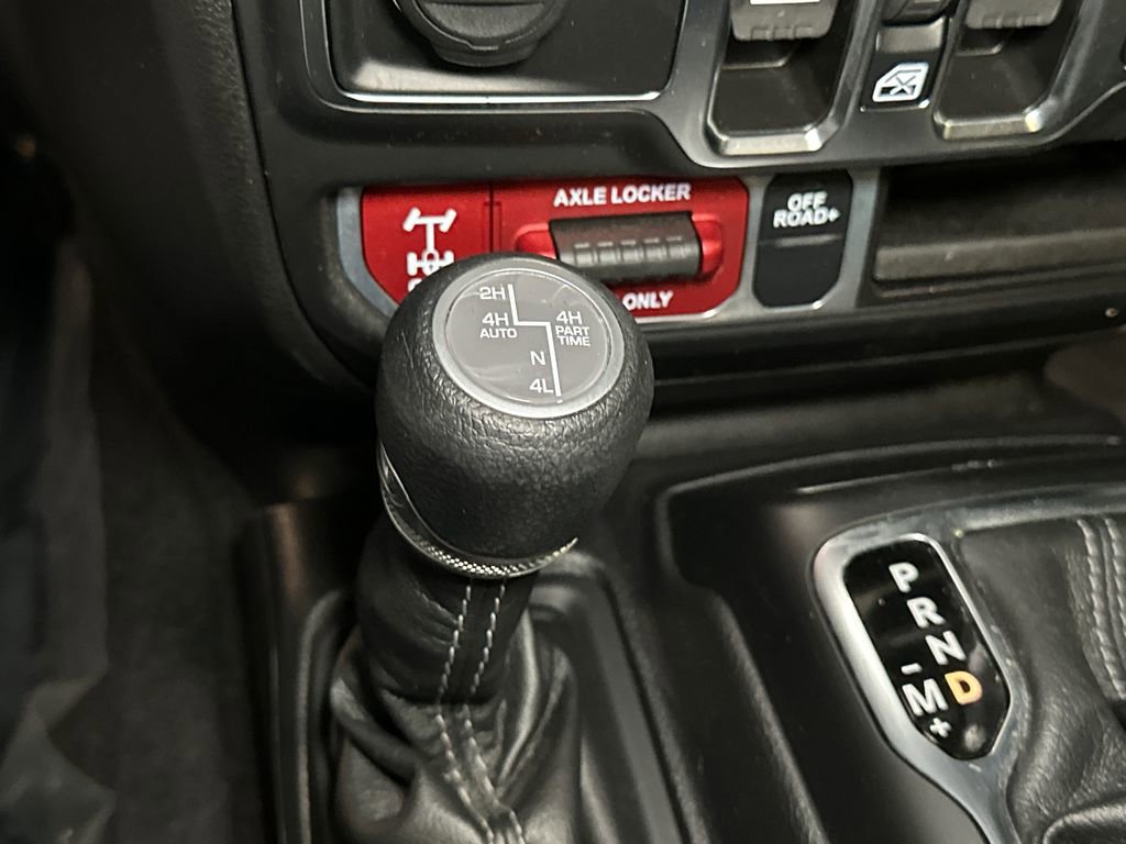 Used 2024 Jeep Wrangler Unlimited image 28