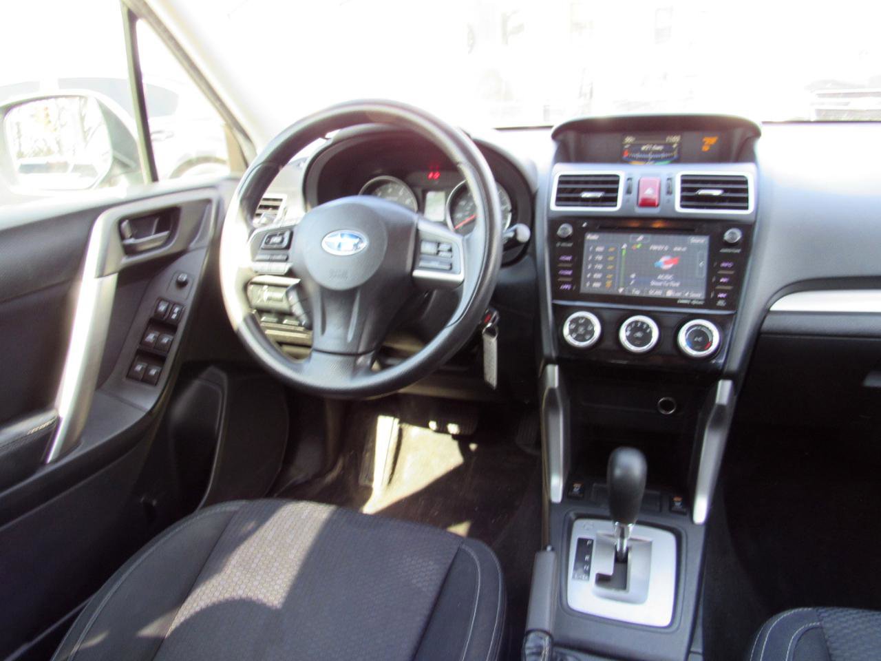 Used 2016 Subaru Forester 2.5i Premium w/ All-Weather Package image 9