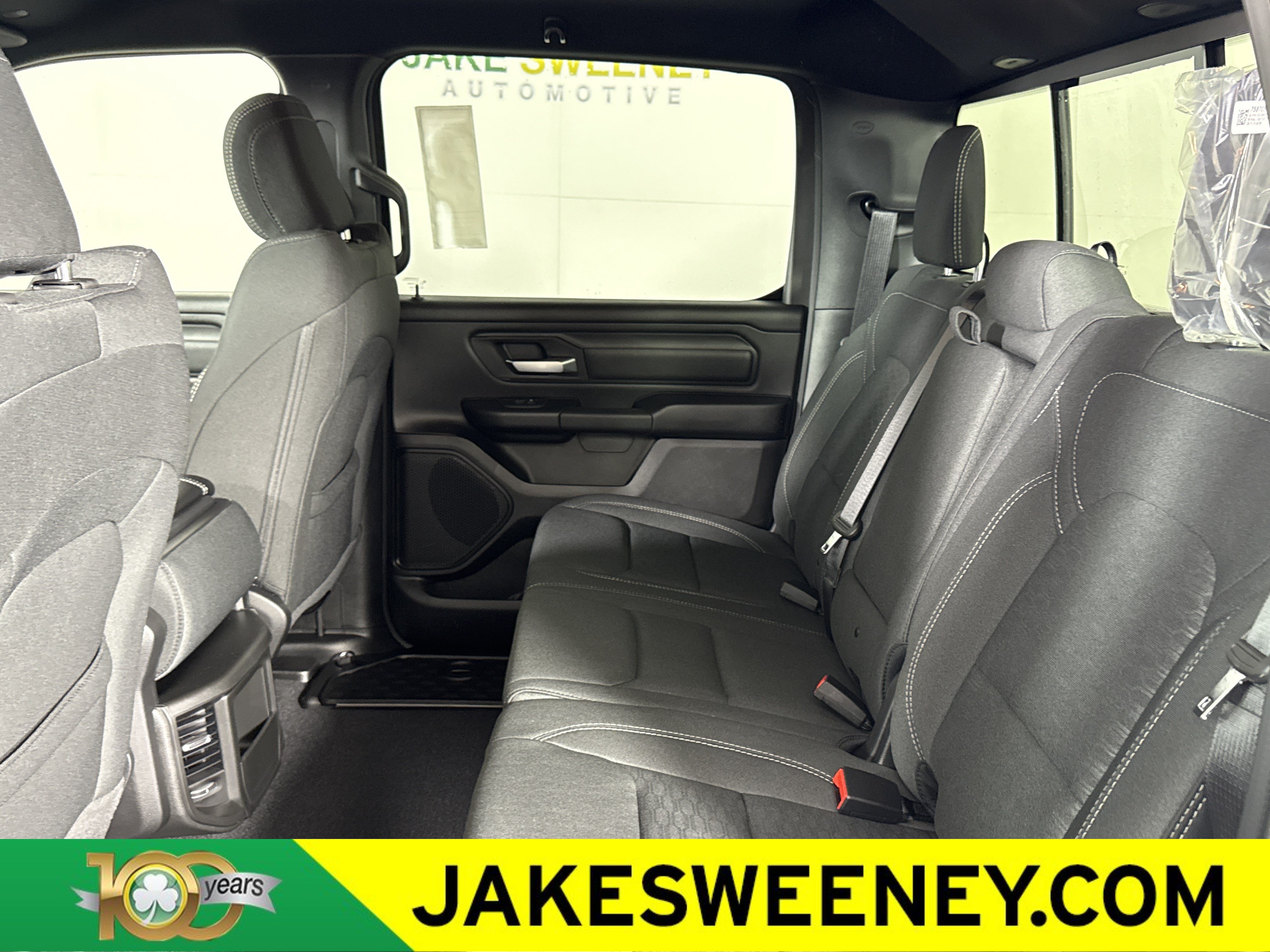 New 2026 RAM 1500 Express AWD/4WD image 14