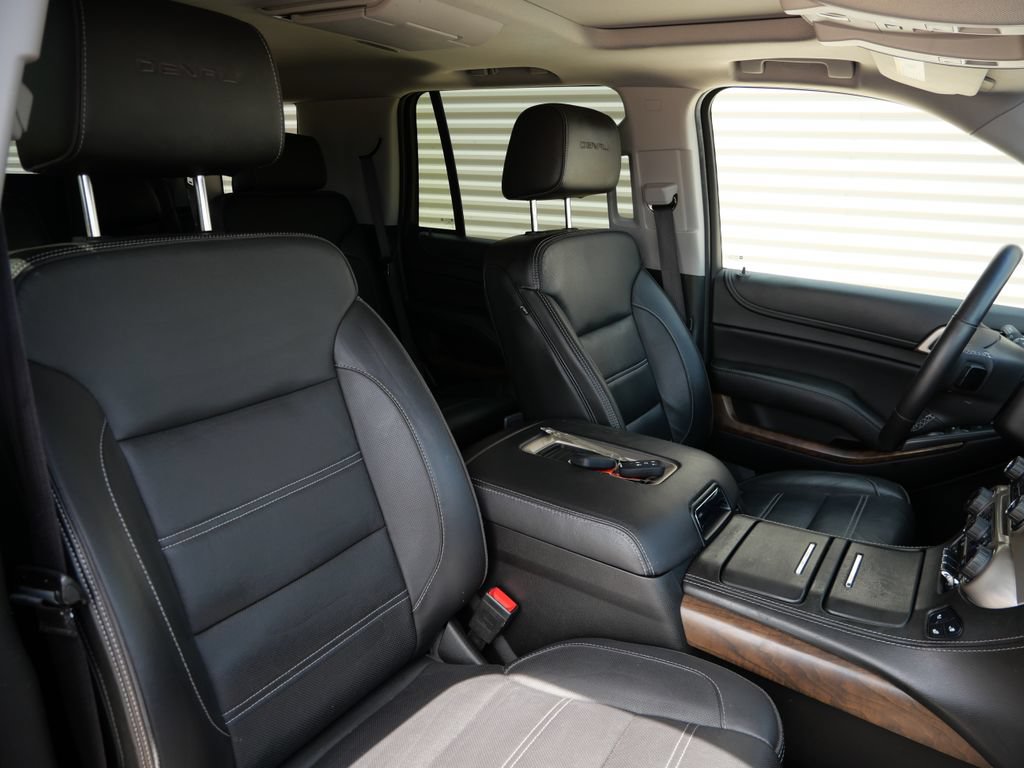 Used 2018 GMC Yukon Denali w/ Denali Ultimate Package AWD/4WD image 25