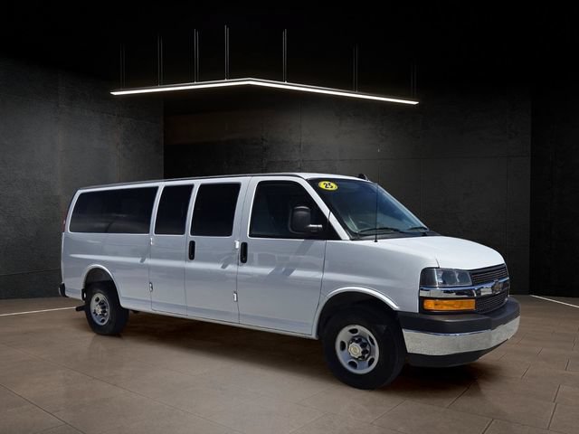 Used 2025 Chevrolet Express 3500 LT w/ LT Preferred Equipment Group RWD video 1