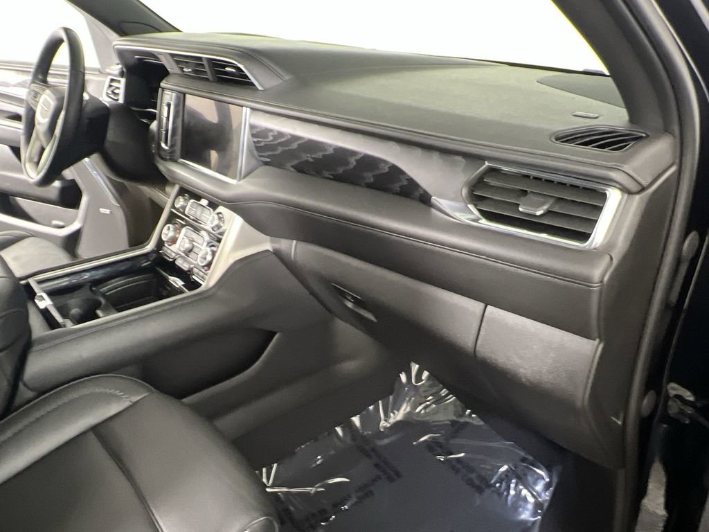 Used 2023 GMC Yukon Denali AWD/4WD image 30