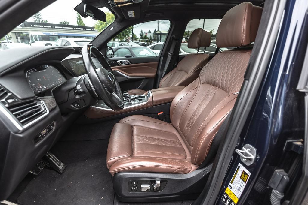 Used 2022 BMW X5 M50i w/ Executive Package AWD/4WD image 19