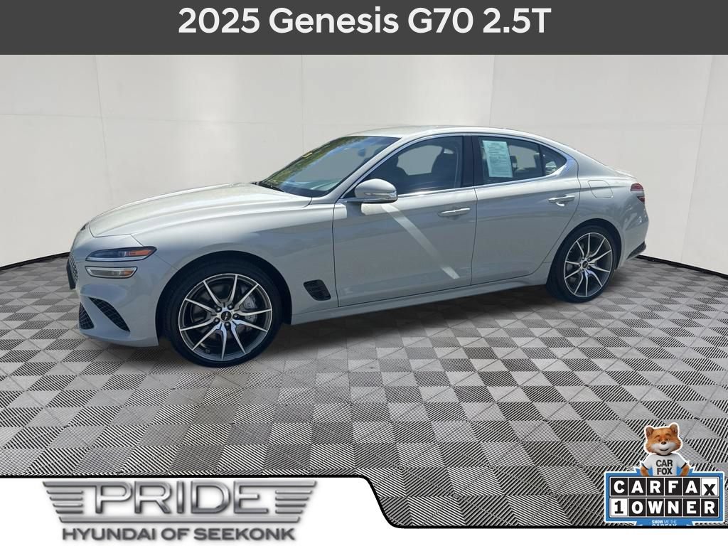 Used 2025 Genesis G70 2.5T AWD/4WD image 1