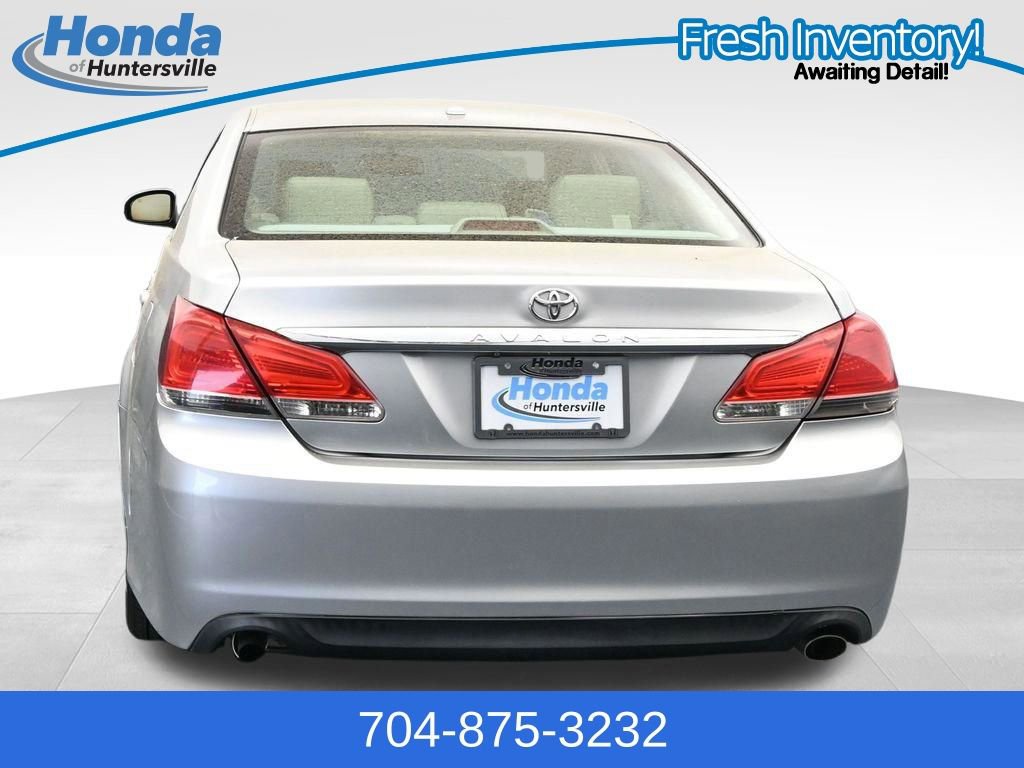 Used 2011 Toyota Avalon Limited FWD image 7
