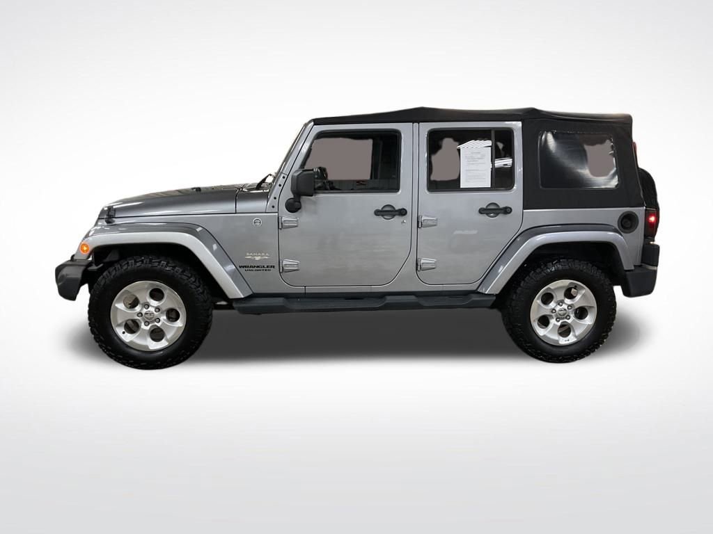 Used 2013 Jeep Wrangler Unlimited Sahara w/ Connectivity Group image 2